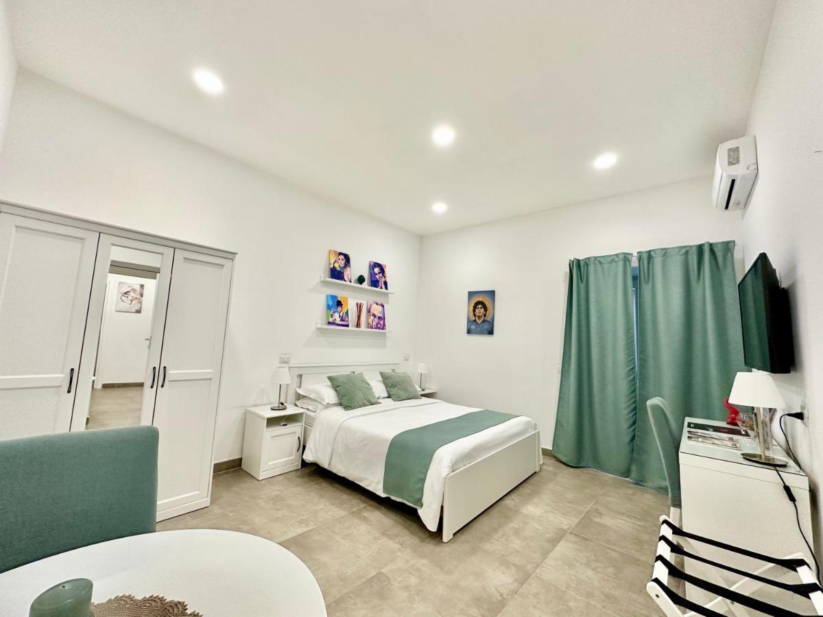 Tribunali 181 Guest House เนเปิลส์ ภายนอก รูปภาพ