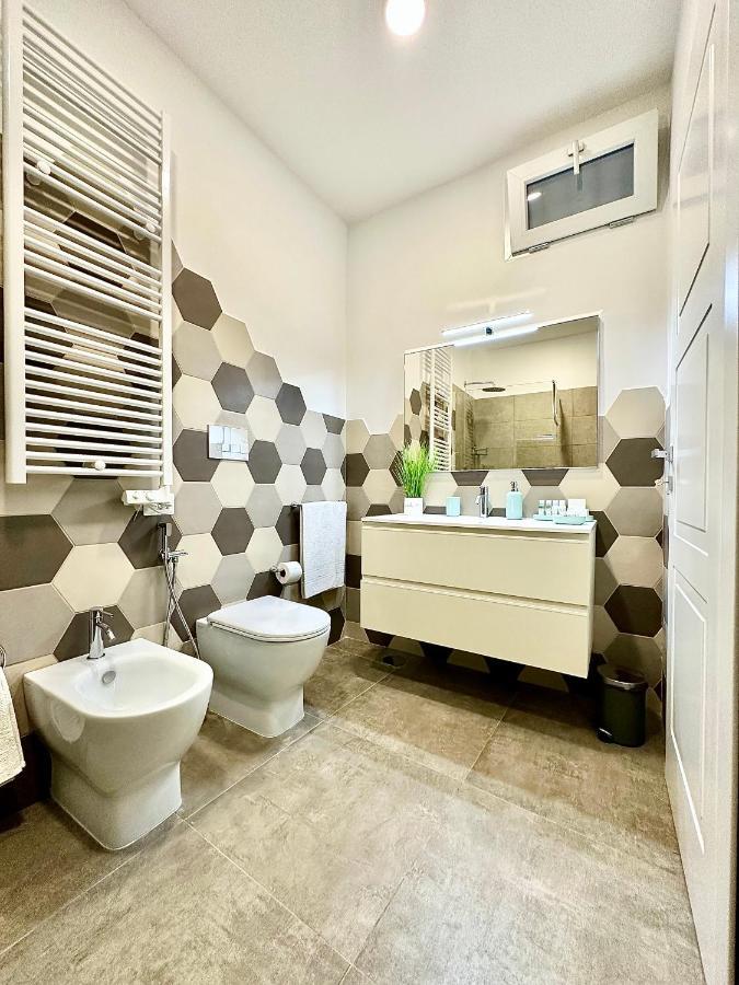 Tribunali 181 Guest House เนเปิลส์ ภายนอก รูปภาพ